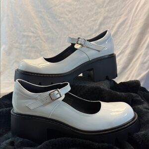 Dream Pairs Chunky Platform Mary Jane Pumps - White, Size 9.5